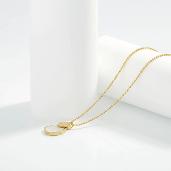 New 18K Gold Plated Shell Coin Necklace - Picture 6 of 7